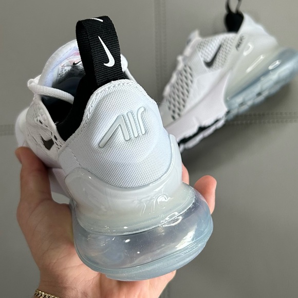 NEW NIKE AIR MAX 270 WHITE BLACK - Picture 3 of 3